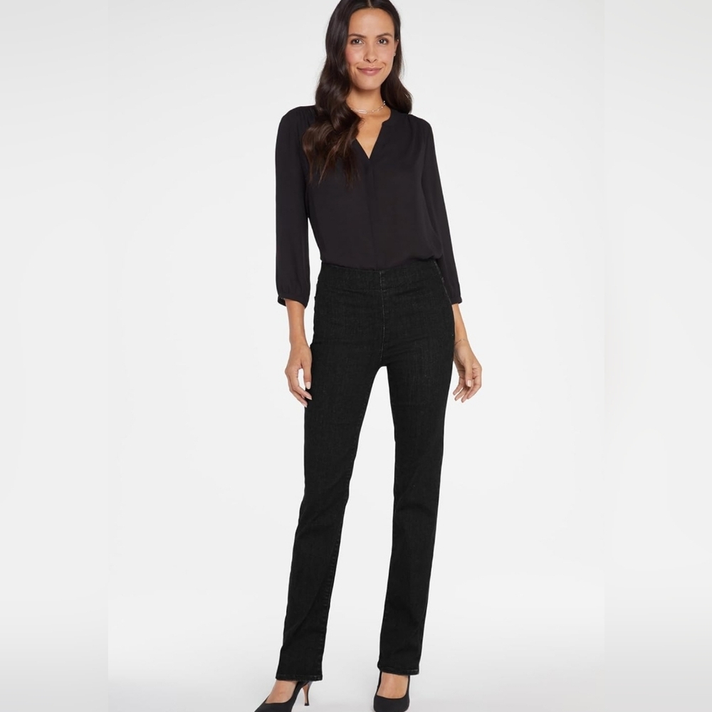 NYDJ Pull-On Marilyn Straight Jeans Women's Sz Md (6-8) Elastic Waistband Black